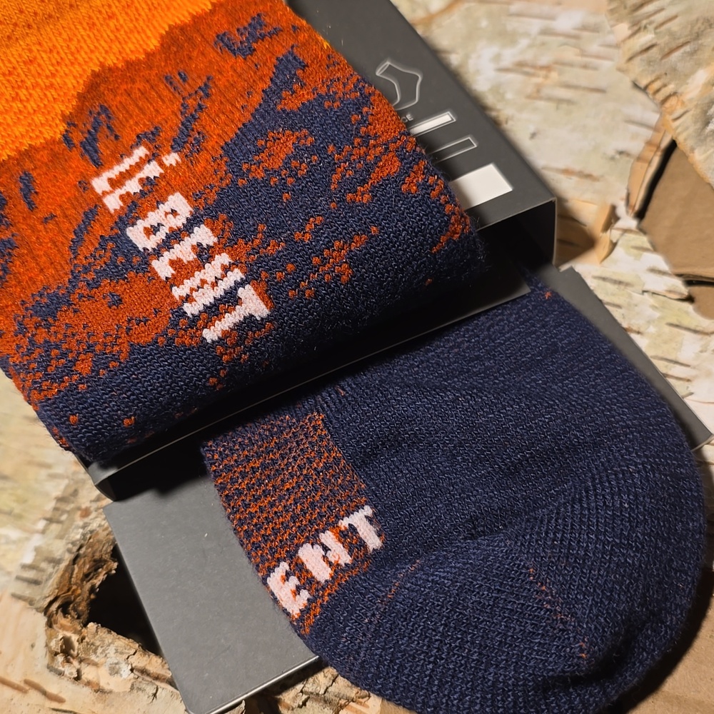 Le BENT X Mickey Graglia Pro Series Merino Wool Blend Trail Socks Unisex Medium - Picture 8 of 8